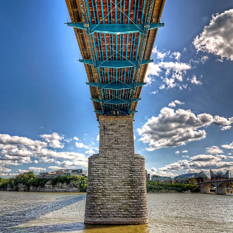 Picture of UNDER WALNUT HDR