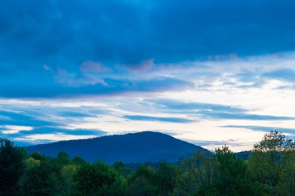 Picture of CASHIERS CLOUDS 3