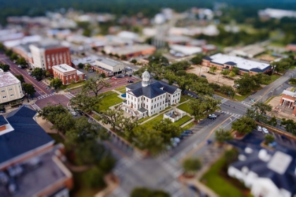 Picture of COURTHOUSE 8