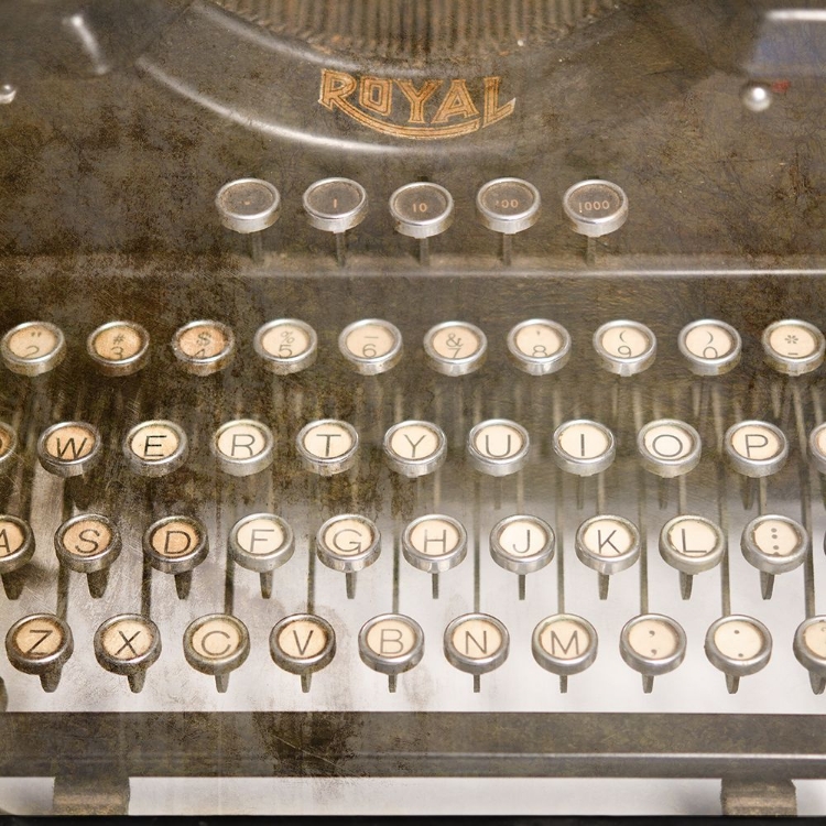 Picture of TYPEWRITER 02 ROYAL KEYS 2