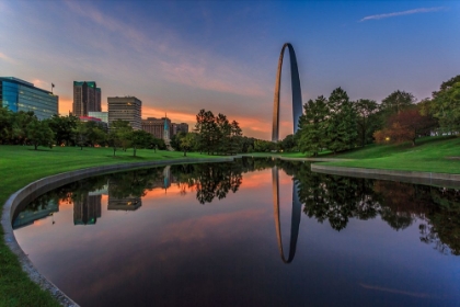 Picture of GATEWAY ARCH REFLECTION SUNSET