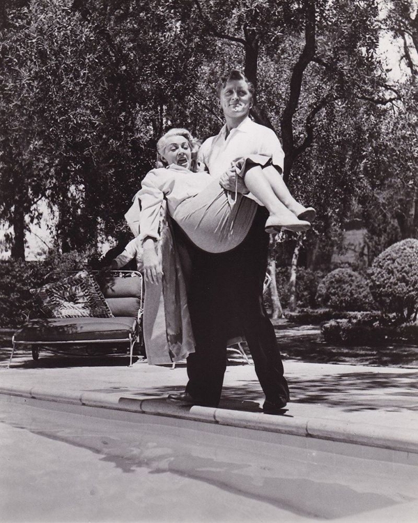 Picture of LANA TURNER, KIRK DOUGLAS, THE BAD AND THE BEAUTIFUL, 1952