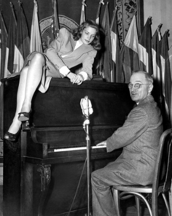 Picture of LAUREN BACALL, HARRY TRUMAN, 1945