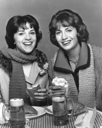 Picture of CINDY WILLIAMS, PENNY MARSHALL, LAVERNE AND SHIRLEY, 1976