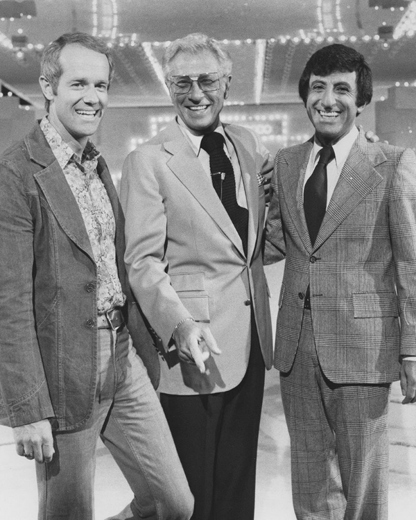 Picture of MIKE FARRELL, ALLEN LUDDEN, JAMIE FARR, STUMPERS, 1976