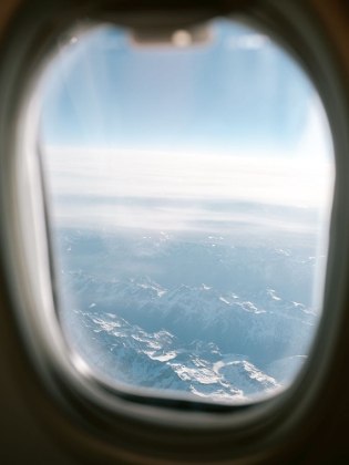 Picture of PLANE WINDOW VIEW ||