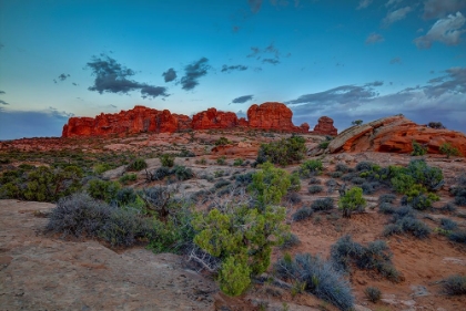 Picture of A UTAH ROCK AND GLOW SUNSET