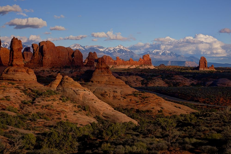 Picture of HOODOO ILLUMINATION