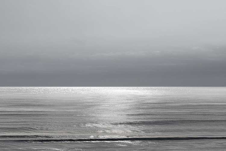 Picture of MOONLIT OCEAN GRAY I