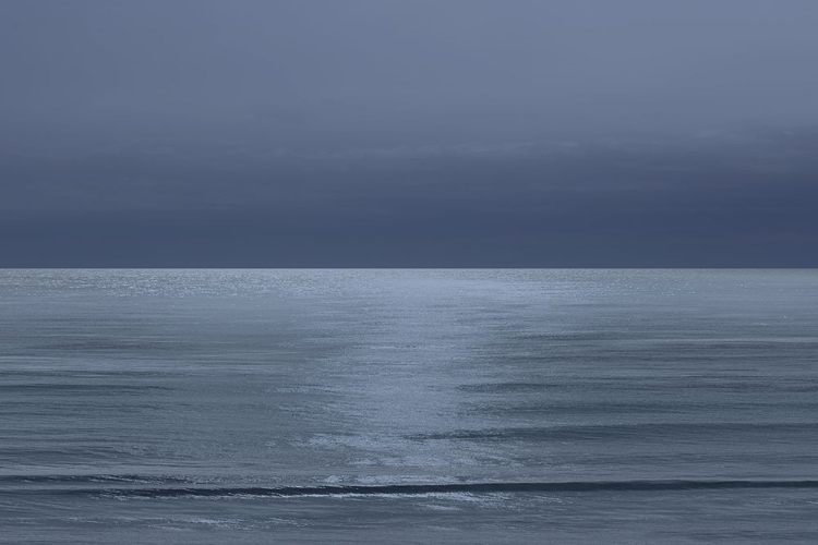 Picture of MOONLIT OCEAN I