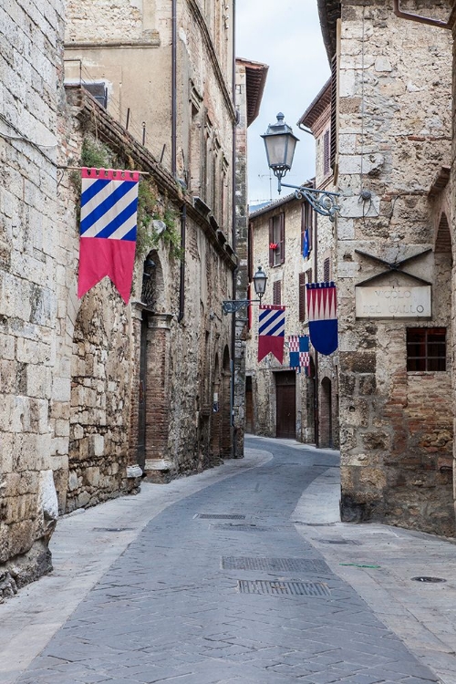 Picture of ITALY- UMBRIA. STREETS IN THE HISTORIC DISTRICT OF SAN GEMINI