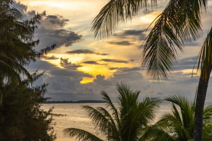 Picture of FRENCH POLYNESIA- MOOREA. SUNSET ON ISLAND AND OCEAN.