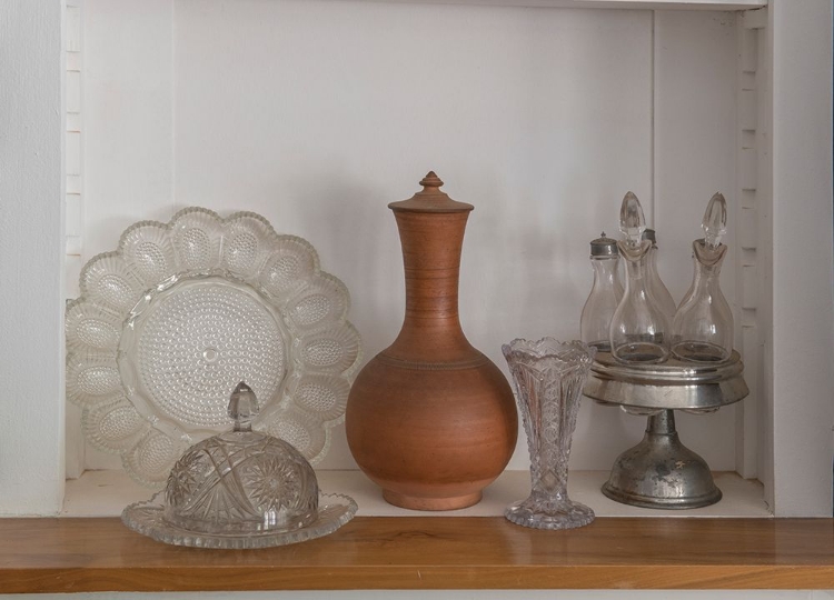 Picture of OLD GLASS AND SERVING WARE IN A GHOST TOWN.