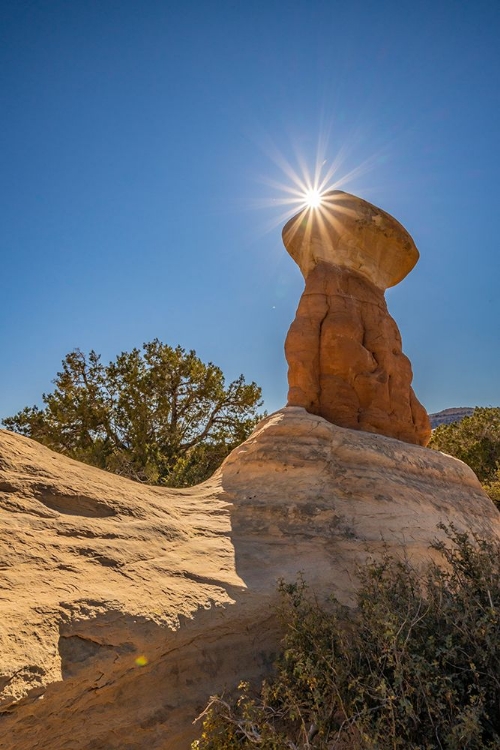 Picture of USA- UTAH- DEVILS GARDEN OUTSTANDING NATURAL AREA. SUN STARBURST ON HOODOO ROCK FORMATIONS.
