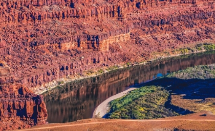 Picture of GREEN RIVER- GRAND VIEW POINT OVERLOOK- RED ROCK CANYONS- CANYONLANDS NATIONAL PARK- MOAB- UTAH.