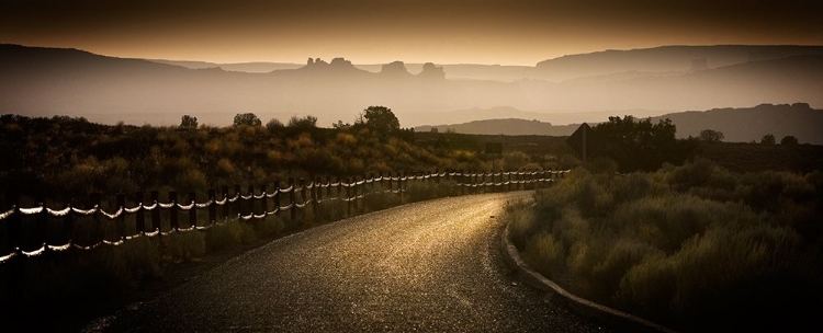 Picture of ROAD WITH FENCE