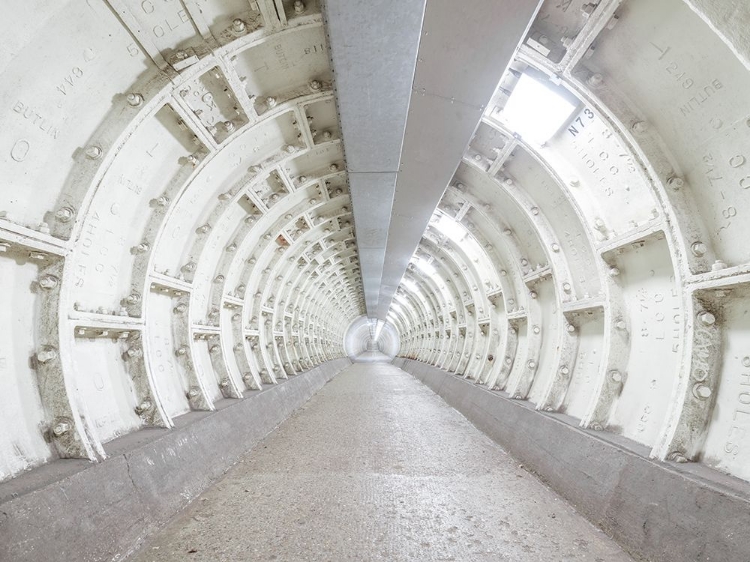 Picture of WALKWAY TUNNEL IN LONDON