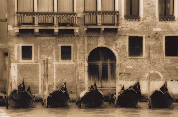 Picture of GONDOLAS