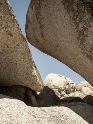 Picture of BOULDERS