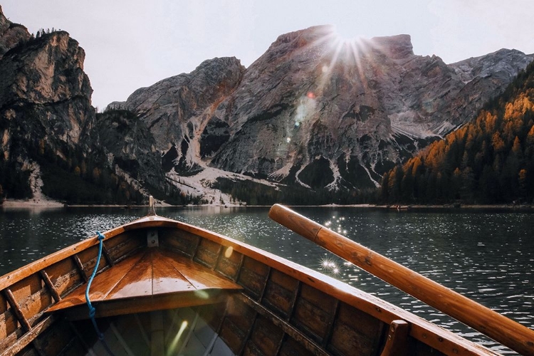 Picture of MOUNTAIN LAKE BOAT