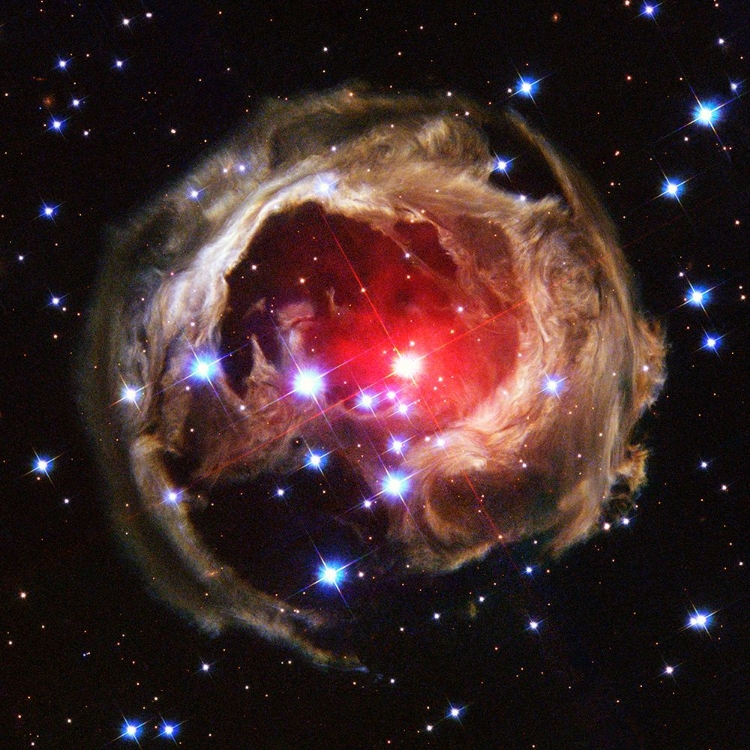 Picture of LIGHT ECHO AROUND STAR V838 MONOCEROTIS