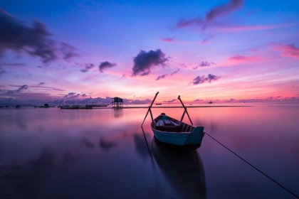 Picture of BOAT AT DAWN