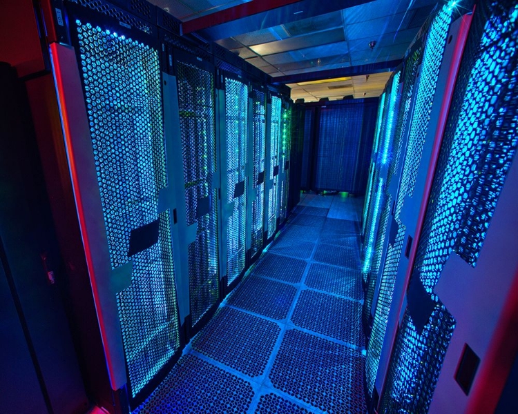 Picture of NCCS DISCOVER SUPERCOMPUTER