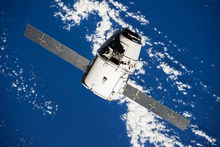 Picture of SPACE X-4 DRAGON COMMERCIAL CARGO APPROACHES THE ISS - 2014