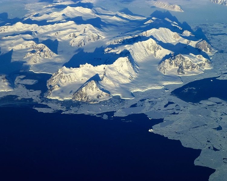 Picture of THE NORTHERN ANTARCTIC PENINSULA VIEWED FROM SPACE