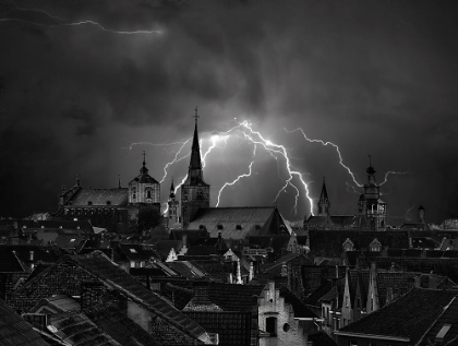 Picture of CHAOS IN THE SKY OF BRUGES
