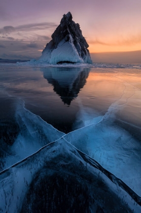 Picture of THE GEOMETRY OF THE LAKE BAIKAL