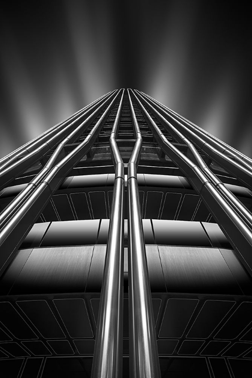 Picture of LINES ON THE SKYSCRAPER