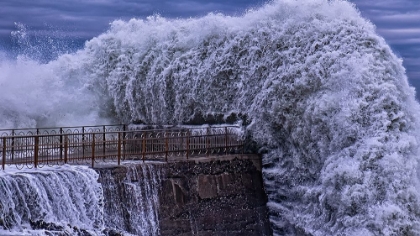 Picture of BIG SEA WAVE