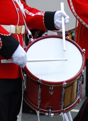 Picture of DUTIFUL DRUMMING