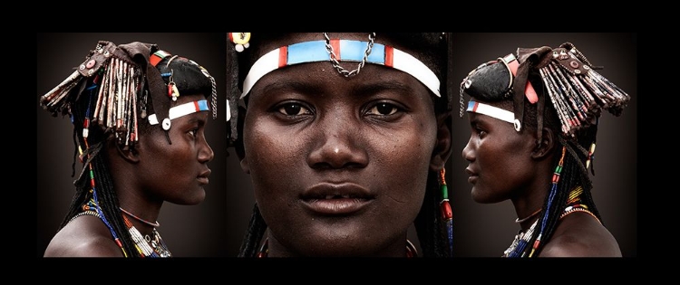 Picture of HIMBA PORTRAIT THREE SIDES WOMAN TWETHIHUA