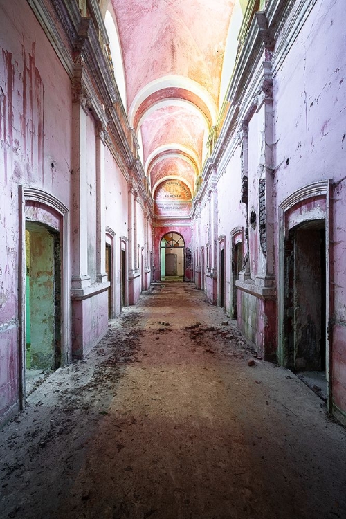 Picture of PINK HALLWAY