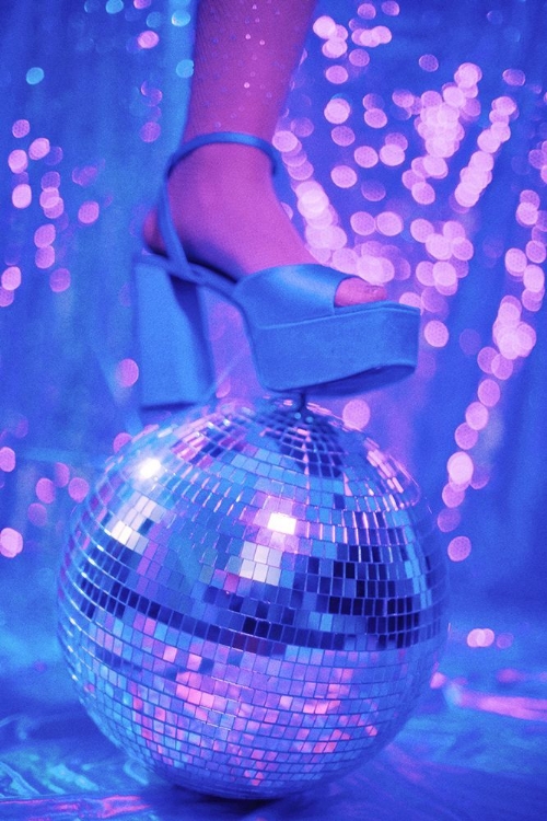 Picture of DISCO BALL AND NEON PLATFORM
