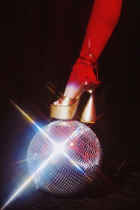 Picture of GROOVY SHOE AND DISCO BALL