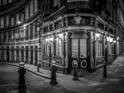 Picture of OLD BUILDING AT NIGHT IN LONDON