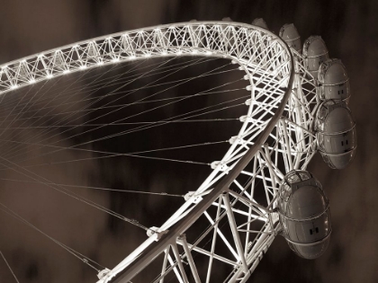 Picture of THE LONDON EYE AT NIGHT, CLOSE-UP