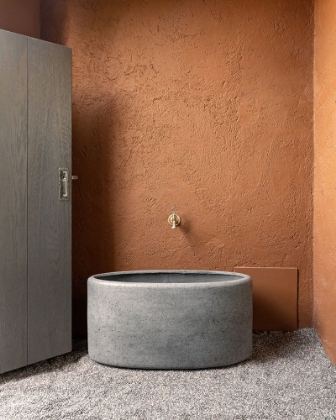 Picture of CONCRETE BATH