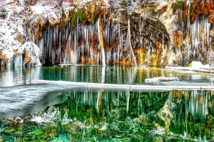 Picture of SERENE CHILL - HANGING LAKE COLORADO