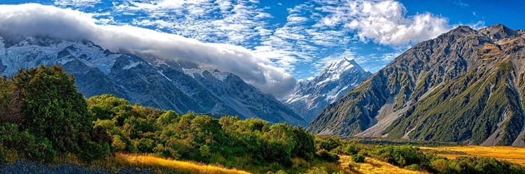 Picture of SPECTACULAR MOUNT COOK SUMMIT IN NEW ZEALANDS ALPINE LANDSCAPE PANORAMA