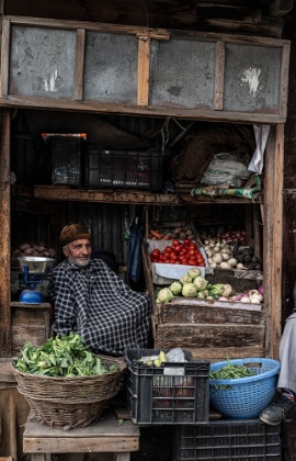 Picture of PORTRAITS OF KASHMIR-37