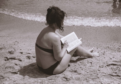 Picture of READING BY THE SEA