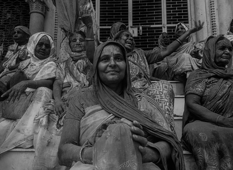 Picture of WIDOWS HOLI - VRINDAVAN-22