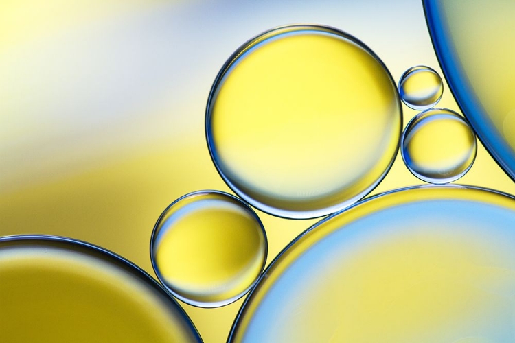 Picture of OIL AND WATER