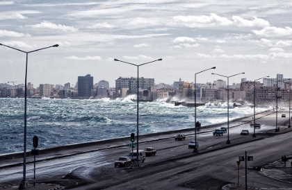Picture of WAVES ON HAVANA