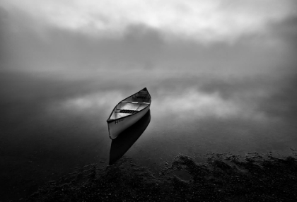 Picture of A LONELY BOAT!