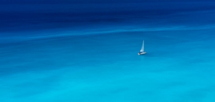 Picture of SAILING AWAY